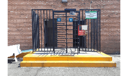 Equipos de control de acceso a baños publicos de uso rudo para exteriores