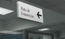 Anuncios señalamientos en panel de aluminio