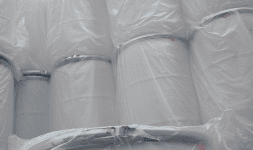 Trasvase de productos de materias primas