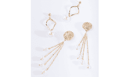 Aretes largos con perlas