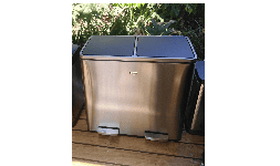 Botes de acero inoxidable con división