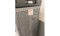 Renta de ups Trifasicos APC 15 KVAS