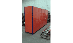 Estantería comercial metálica