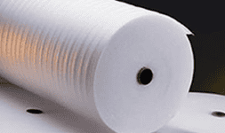 Rollo de polifoam bajo alfombra termoformado para proteger material frágil