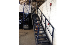 Estantería metálica a la medida