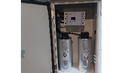 Bancos de capacitores fijos con interruptor de 30 Kvar 240 Volts