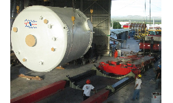 Fabricación de tanques de fibra de vidrio para almacenar agua