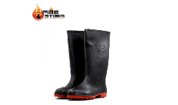 Bota sanitaria blanca y negra con casquillo en Fire Storm