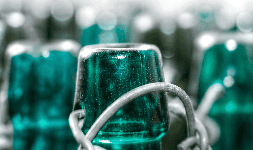 Carbonato para botellas y frascos con química controlada