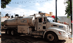 Transporte de agua potable para la industria y residencial
