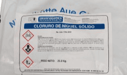 Cloruro de niquel sólido 99 %