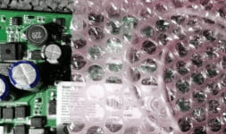 Bolsas de poliburbuja para proteger productos
