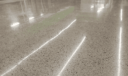 Acabados brillantes para pisos industriales