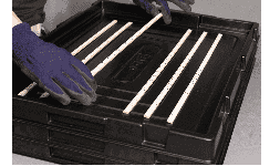 Charolas termoformadas para transporte de piezas/tarjetas electrónicas 