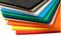 Plastico corrugado para la industria automotriz