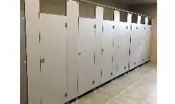 Mamparas para sanitarios de laminado compacto