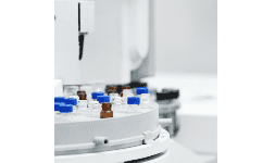 Mantenimiento a equipos de cromatografía de gases