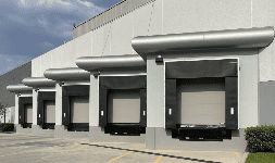 Abrigos de andén para zonas de carga y descarga