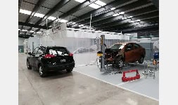 BANCOS DE ENDEREZADO PARA LA INDUSTRIA AUTOMOTRIZ