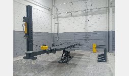 BANCOS DE ENDEREZADO PARA LA INDUSTRIA AUTOMOTRIZ
