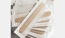 Abatelenguas de Madera