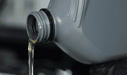Maquila de aceites lubricantes en envases plásticos Kunstoff