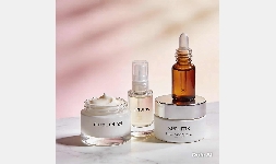 MAQUILA/MAQUILAS DE COSMÉTICOS
