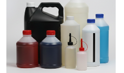 Botellas lisas de diferentes capacidades para uso industrial Kunstoff