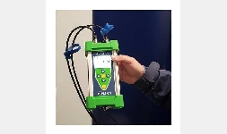 Medidor de flujo clamp-on para tuberías llenas