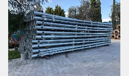 Postes de acero para alumbrado público