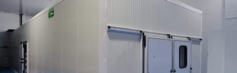 Panel aislado para congelación en techo y muro