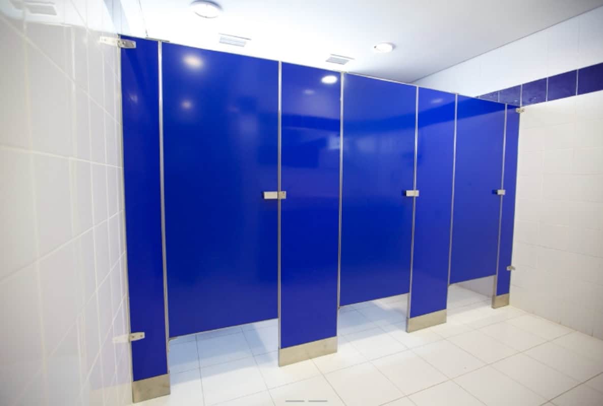 Mamparas para Baño INSTITUCIONAL 4500